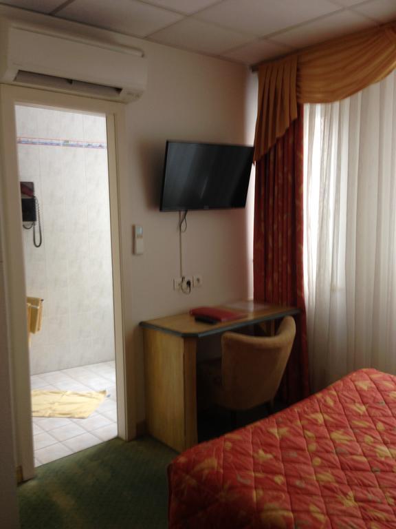 Hotel Union Sarreguemines Esterno foto