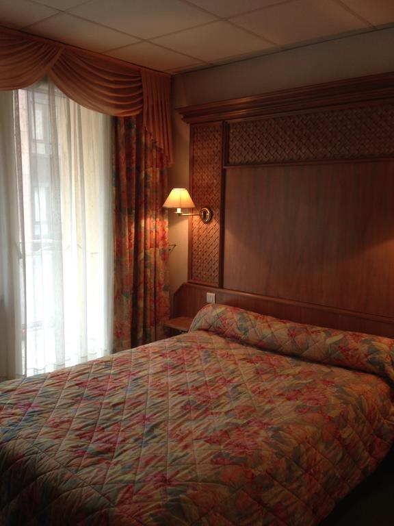 Hotel Union Sarreguemines Esterno foto