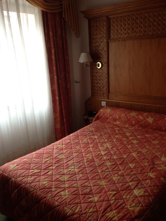 Hotel Union Sarreguemines Esterno foto