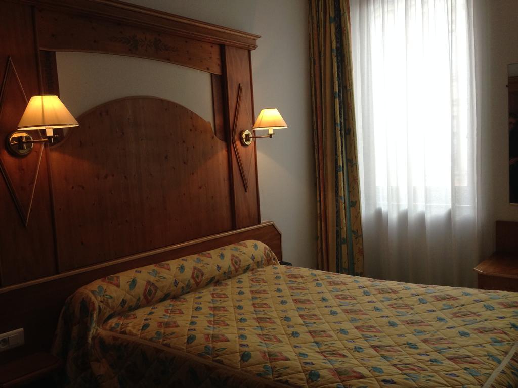 Hotel Union Sarreguemines Esterno foto